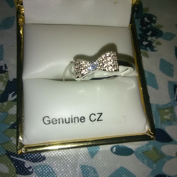 Ring - Picture 2 of 2